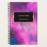 Aquarelle moderne violet rose éclat personnel<br><div class="desc">Motif moderne violet et rose aquarelle,  éclaboussure.
Ajoutez votre nom et votre texte à l'avant.</div>