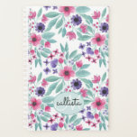 Aquarelle Turquoise rose Fille Monogramme Floral<br><div class="desc">Cette motif élégante et artistique conviendra parfaitement à une femme moderne et élégante. Il présente des fleurs d'aquarelle rose baies peintes à la main, violet, violet, noir et vert turquoise, et du motif feuille sur un simple arrière - plan blanc. C'est joli, rustique, artistique et mignon. Stylisez avec cette pièce...</div>
