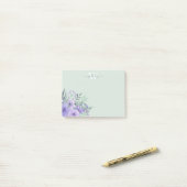 Aquarelle violet Fleur Monogramme Post-it Notes (Sur un bureau)