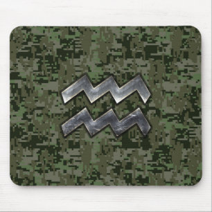 Aquarius Zodiac Symbool op Green Digital Camouflag Muismat