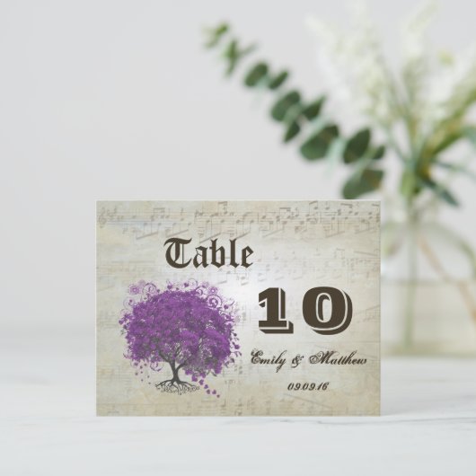 Arbre à feuilles de coeur pourpre Numéro de table (Debout devant)