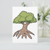 Arbre avec de longues invitations de racines (Debout devant)