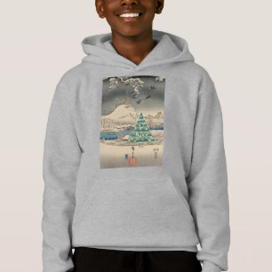 Arbre de Noël en paysage neigeux