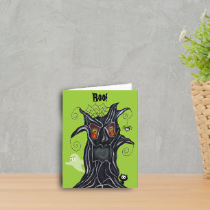 Arbre éffrayant avec la carte de note d'amis
