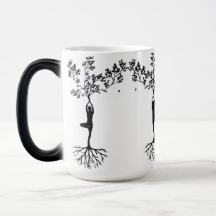 Arbre pose tasse de yoga