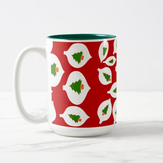 Arbre vert ornement de Noël Mug rouge (Gauche)