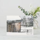 Arbres de neige avec des invitations de mariage (Debout devant)
