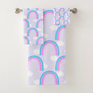 Arc-en-ciel avec nuage violet