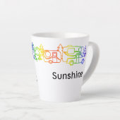 Arc-en-ciel Happy Campers Latte Mug personnalisé (Angle droit)