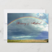 Arc-en-ciel sur les champs de pays Invitations de (Dos)