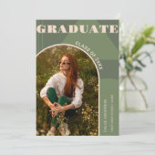 Arc rétro Sage Green 2 Photo Grad Faire-part (Debout devant)