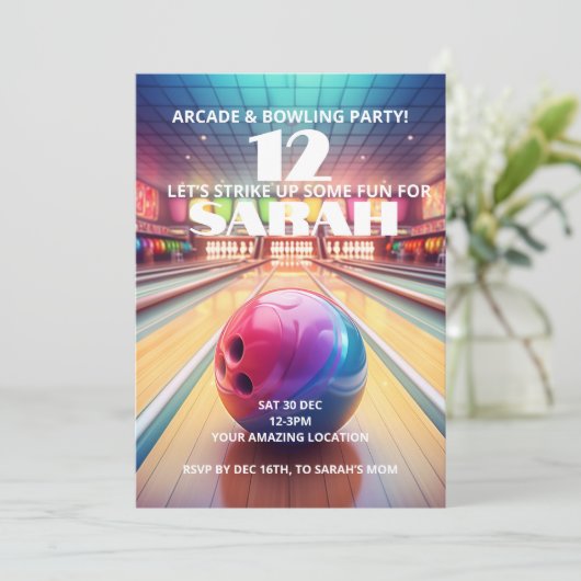 Arcade Bowling Anniversaire Invitation (Debout devant)