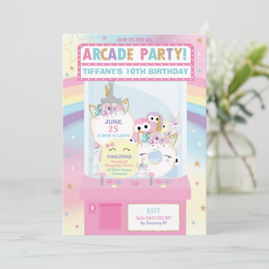 Arcade Verjaardagsfeestje Meisje Rainbow Eenhoorn Kaart (Staand voorkant)