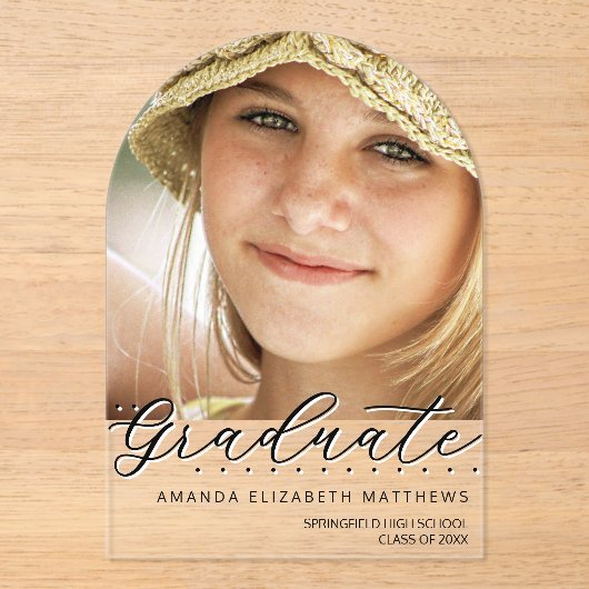 Arch Photo Zwart-wit Girly Script Afstuderen Acryl Uitnodigingen (Voorkant)