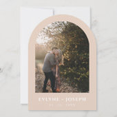 Arched Elegant Floral Blush Herbal Boho Wedding Kaart (Achterkant)