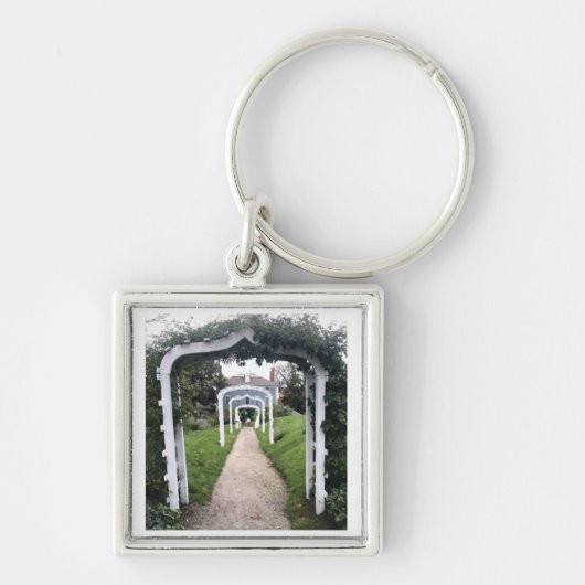 Arched Garden Trellis Keychain (Voorkant)
