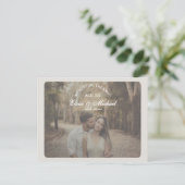 Arched Typography Tying the Knot Save the Date Aankondigingskaart (Staand voorkant)