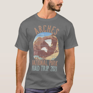 ARCHES NATIONAL PARK ROAD TRIP 2021 Double Arch 1 T-shirt