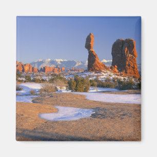 ARCHES NATIONAL PARK, UTAH. USA. Evenwichtsrots Magneet