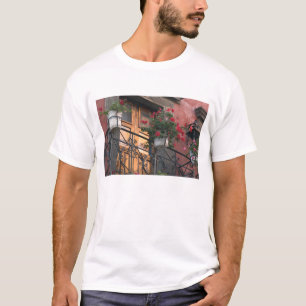 Architectuur in de straten van San Miguel de T-shirt