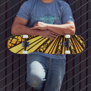 Architectuur van gele radiale lijnen skateboard