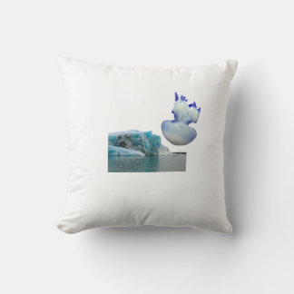  Arctic Serenity Pillow – Iceberg and Jellyfish Na Kussen
