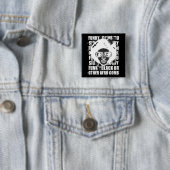 ARFO-W VIERKANTE BUTTON 5,1 CM (In situ)