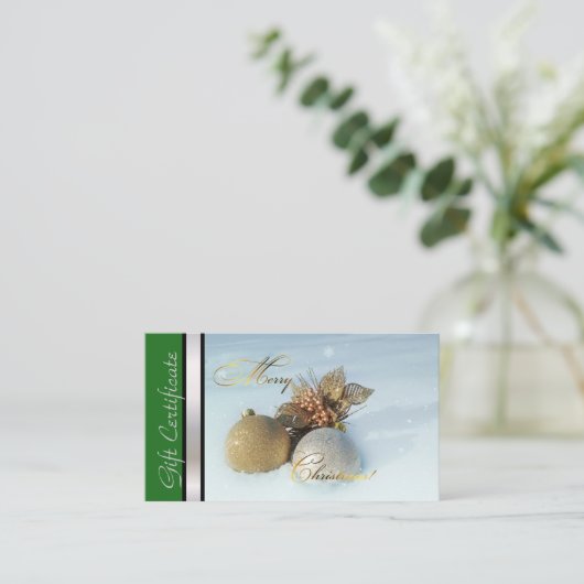 Argent de vert de certificat de chèque-cadeau de (Debout devant)