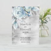 Argent Dusty Blue Peony Shadow Faire-part de maria (Debout devant)