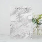 Argent et papeterie marbrée par blanc (Debout devant)