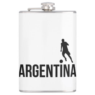 Argentijnse voetbalspeler gebruikt punt als bal heupfles