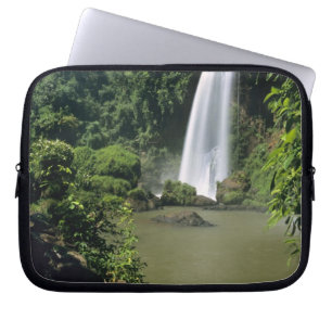 Argentinië; Igwazu; Igwazu Watervallen. Salto Dos Laptop Sleeve