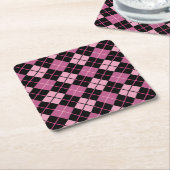 Argyle Pattern in Black en Pink Vierkante Kartonnen Onderzetter (Schuin)