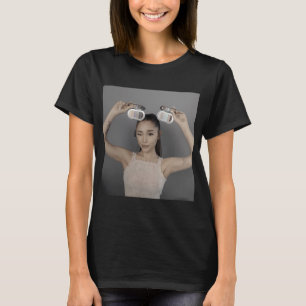 Ari Rem Beauty T-shirt