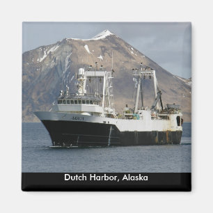 Arica, Vissende trawler in Dutch Harbor, Alaska Magneet