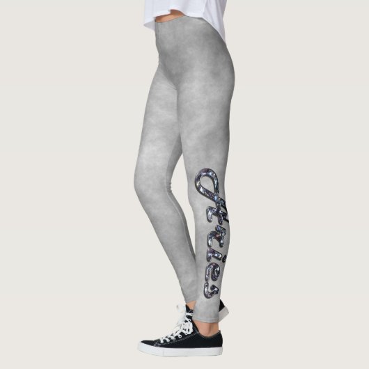 Aries in diamanten leggings (Links)