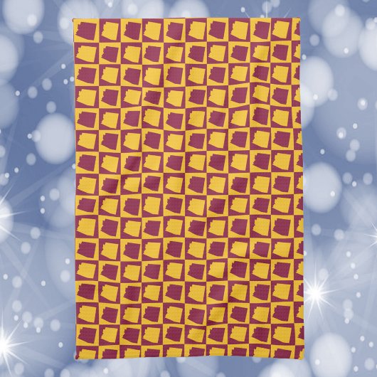 Arizona Geometric Maroon and Gold Pattern Theedoek