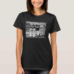 Ark passeert een rivier (1902) - James Tissot T-shirt