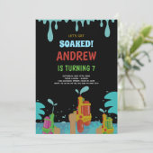 Arme à eau noire Invitations d'anniversaire (Debout devant)