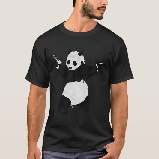 Armed Panda T-shirt (Voorkant)