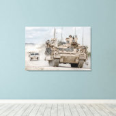 ARMORED PERSONNEL CARRIER - M2 Bradley 24x36 Canvas Afdruk (Insitu (Houten vloer))