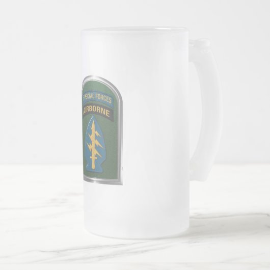 Army Special Forces Tab en Patch Gift Frosted Mok (Voorkant rechts)