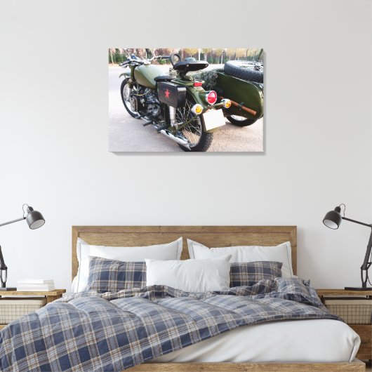 Arrière d'une moto 750B-2 avec une toile sidecar (Insitu(Chambre))