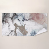 Arrière - plan d'alcool. Taches grises et noires.  (Serviette de bain)