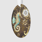 Arrière - plan en bois avec cheval de mer mécaniqu (devant)