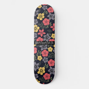 Arrière - plan noir et Fleurs colorées Skateboard
