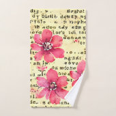 Arrière - plan rustique peint avec fleurs et lettr (Serviette à main)
