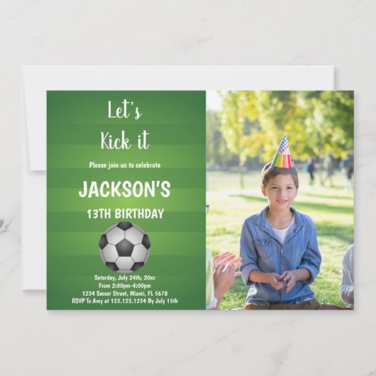 Arrière - plan vert soccer Invitations d'anniversa (Devant)