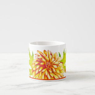 Arrivée d'automne sur une Mug d'Espresso