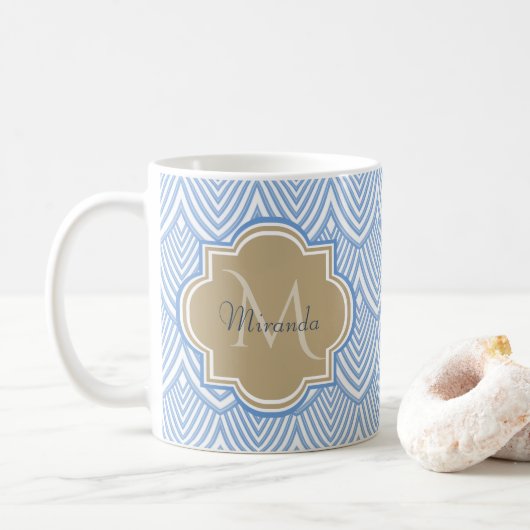 Art Deco Light Blue Fish Scales Tan Monogram Name Koffiemok (Met donut)